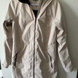 Lululemon Jacket - Size 6